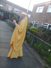 Load image into Gallery viewer, Two piece sheen Jilbab Yellow
