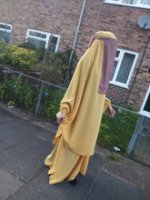 Load image into Gallery viewer, Two piece sheen Jilbab Yellow
