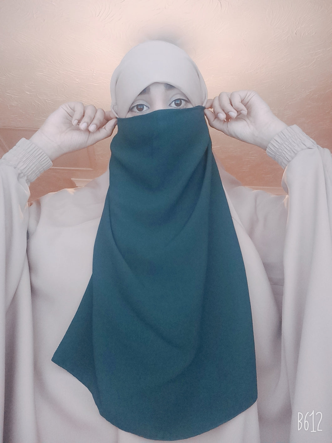 Half Niqab