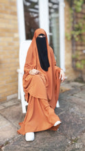 Load image into Gallery viewer, Two piece sheen Jilbab Orange
