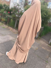 Load image into Gallery viewer, Two piece sheen Jilbab Mocha
