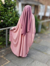 Load image into Gallery viewer, Two piece Jilbab Pretty Pink
