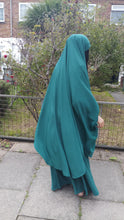 Load image into Gallery viewer, Luxury Two piece jilbab Green
