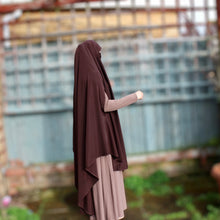 Load image into Gallery viewer, Luxury Khimar
